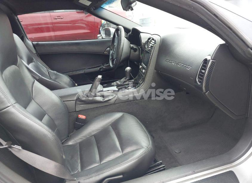 Photo 5 of 2007 Chevrolet Corvette (VIN 1G1YY25U375117743)