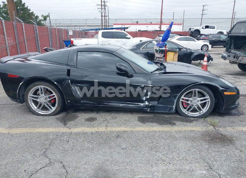 Photo 13 of 2007 Chevrolet Corvette (VIN 1G1YY25U775108155)