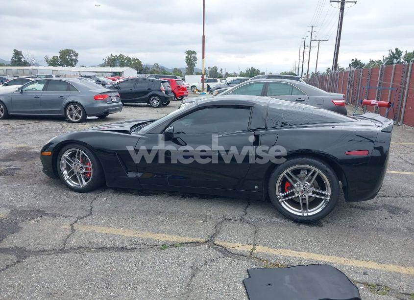 Photo 14 of 2007 Chevrolet Corvette (VIN 1G1YY25U775108155)
