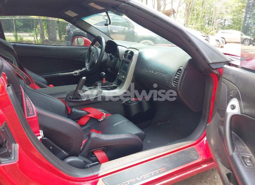 Photo 5 of 2006 Chevrolet Corvette N/A (VIN 1G1YY25UX65119925)