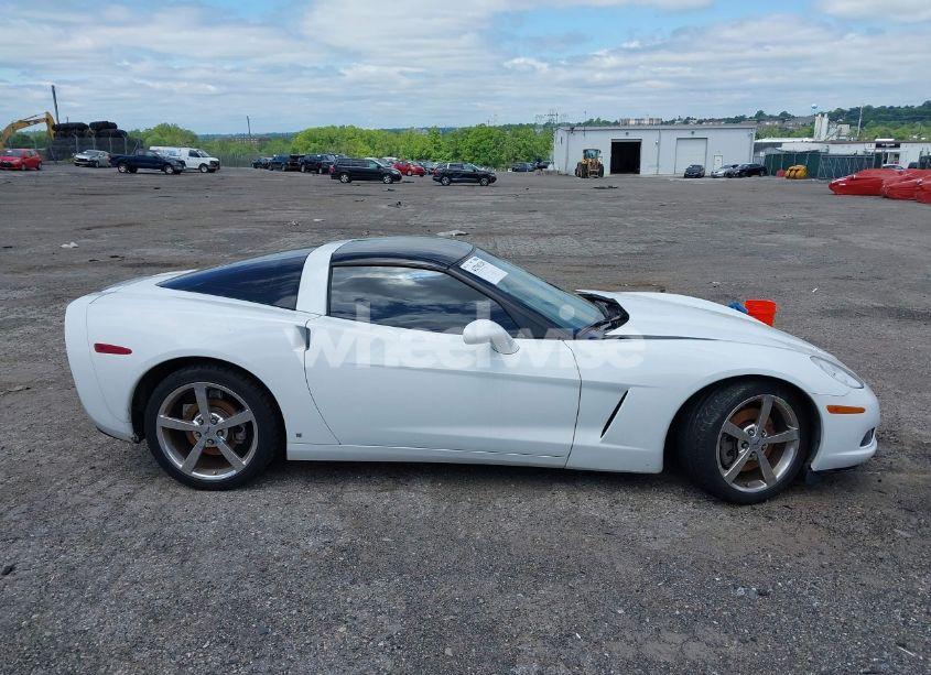 Photo 13 of 2008 Chevrolet Corvette (VIN 1G1YY25W385127126)