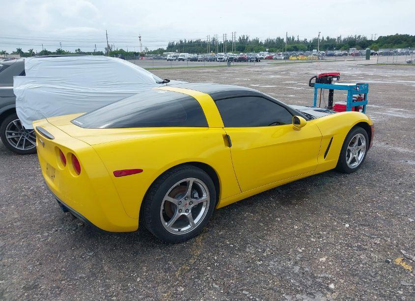 Photo 4 of 2008 Chevrolet Corvette (VIN 1G1YY25WX85102384)