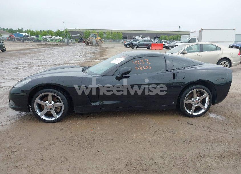 Photo 14 of 2007 Chevrolet Corvette (VIN 1G1YY26U575100246)