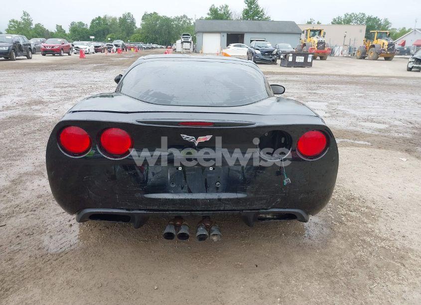 Photo 16 of 2007 Chevrolet Corvette (VIN 1G1YY26U575100246)
