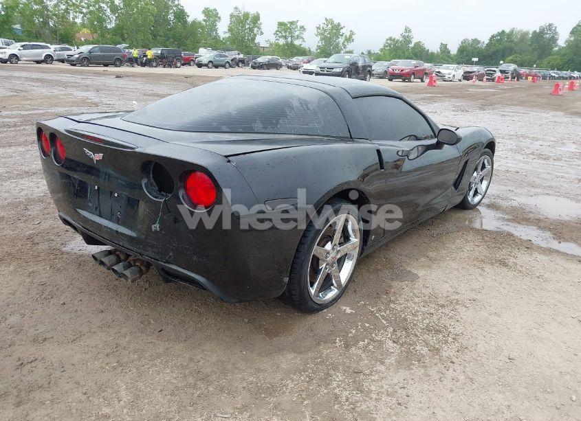 Photo 4 of 2007 Chevrolet Corvette (VIN 1G1YY26U575100246)