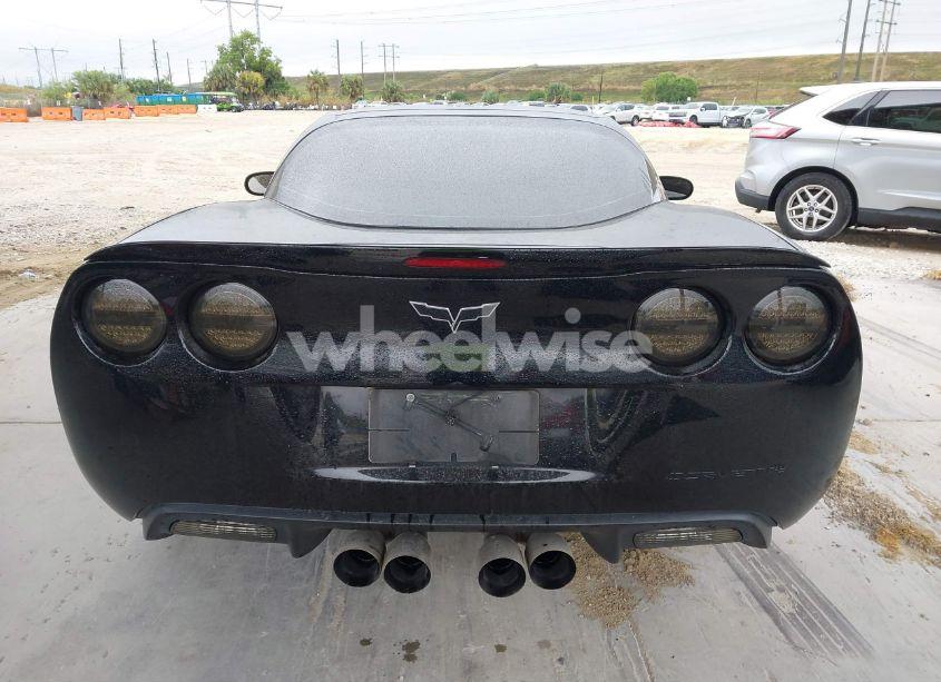 Photo 17 of 2006 Chevrolet Corvette N/A (VIN 1G1YY26UX65109023)