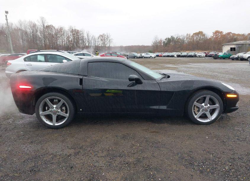 Photo 14 of 2008 Chevrolet Corvette (VIN 1G1YY26W985101015)
