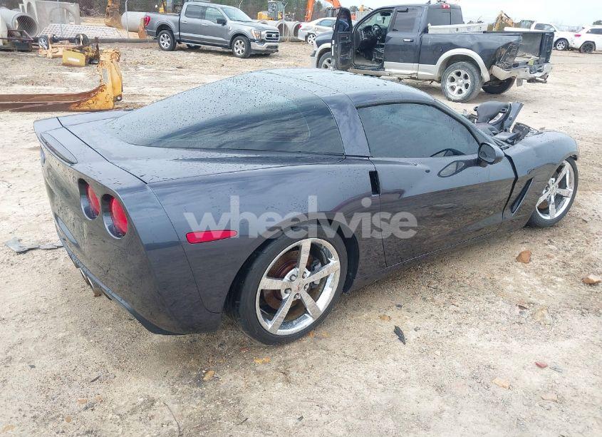 Photo 4 of 2009 Chevrolet Corvette (VIN 1G1YY26WX95100649)