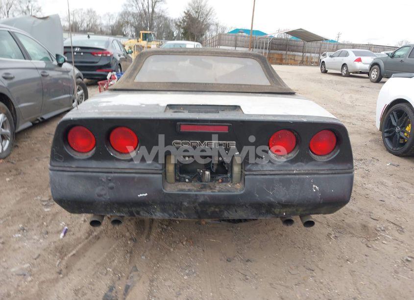 Photo 11 of 1987 Chevrolet Corvette (VIN 1G1YY3180H5119871)