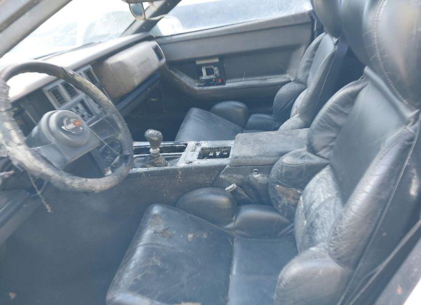 Photo 5 of 1989 Chevrolet Corvette (VIN 1G1YY3181K5125993)