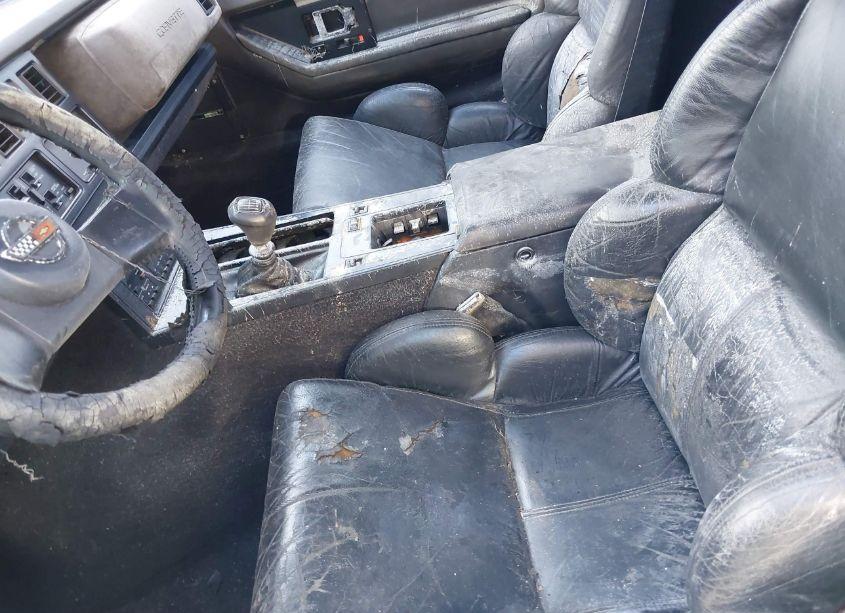 Photo 6 of 1989 Chevrolet Corvette (VIN 1G1YY3181K5125993)