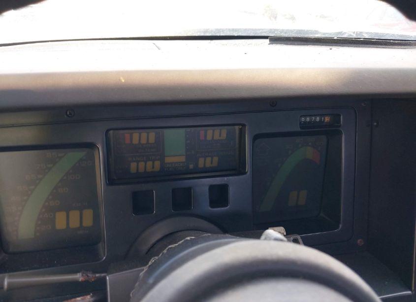 Photo 7 of 1989 Chevrolet Corvette (VIN 1G1YY3181K5125993)