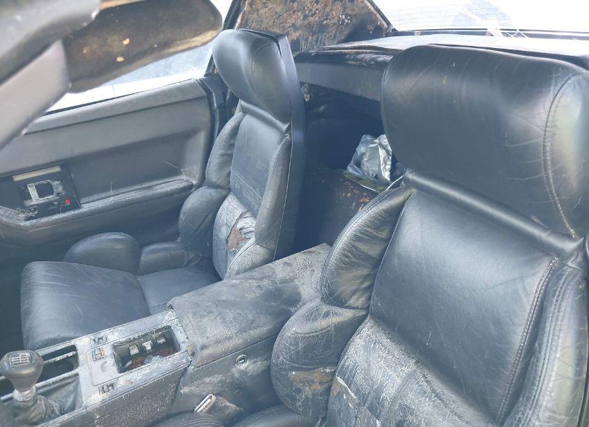 Photo 8 of 1989 Chevrolet Corvette (VIN 1G1YY3181K5125993)