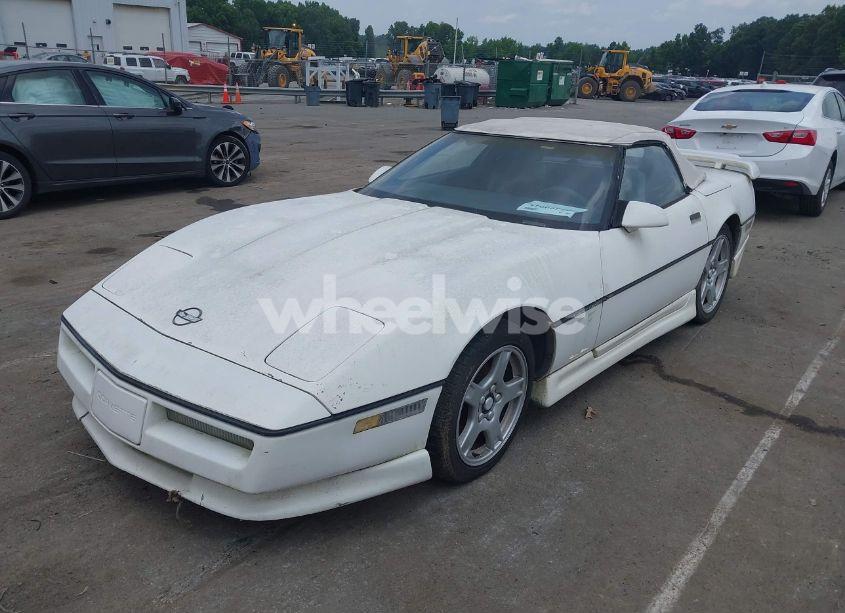Photo 2 of 1987 Chevrolet Corvette (VIN 1G1YY3185H5125214)