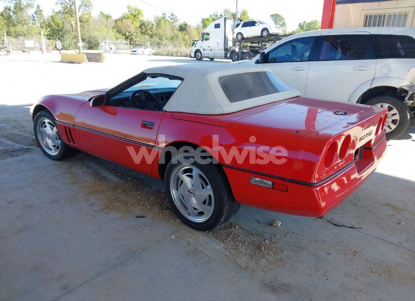Photo 3 of 1988 Chevrolet Corvette (VIN 1G1YY3188J5117405)