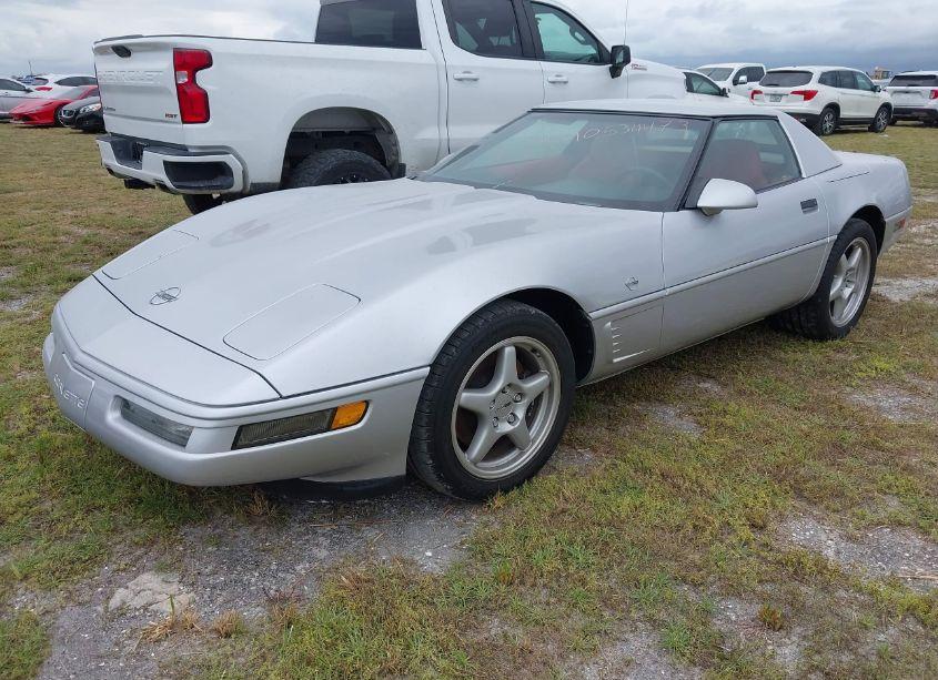 Photo 2 of 1996 Chevrolet Corvette N/A (VIN 1G1YY3256T5104577)