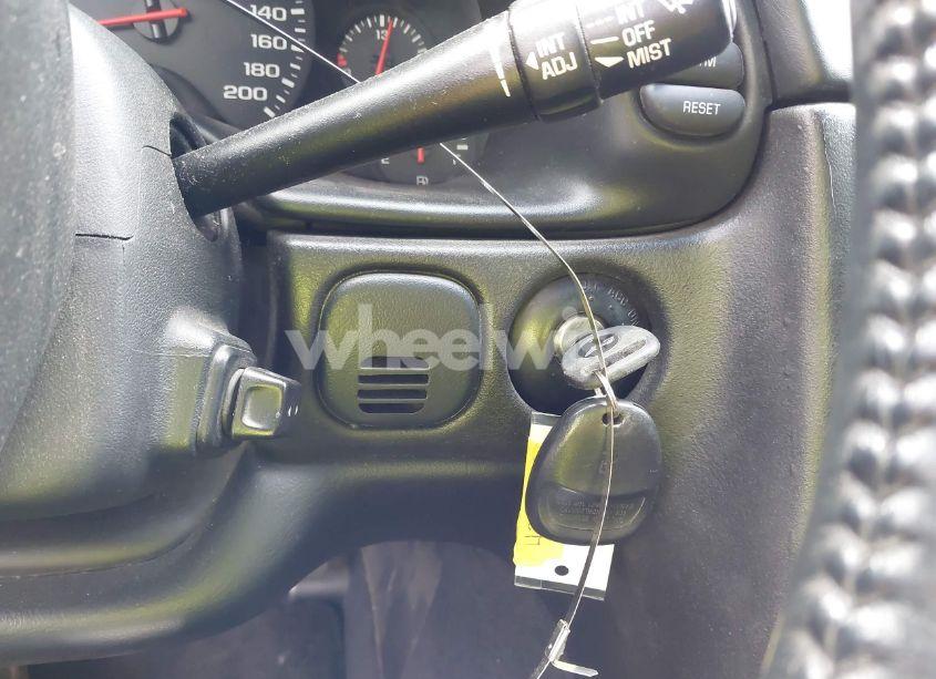 Photo 11 of 2004 Chevrolet Corvette N/A (VIN 1G1YY32G145105168)