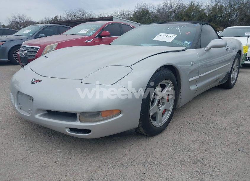Photo 2 of 1998 Chevrolet Corvette (VIN 1G1YY32G3W5109287)