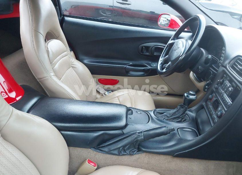 Photo 5 of 2001 Chevrolet Corvette N/A (VIN 1G1YY32G415101692)