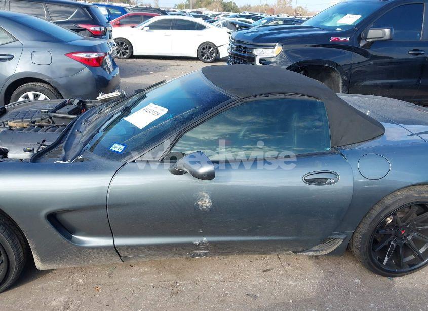 Photo 14 of 2004 Chevrolet Corvette N/A (VIN 1G1YY32G445115869)