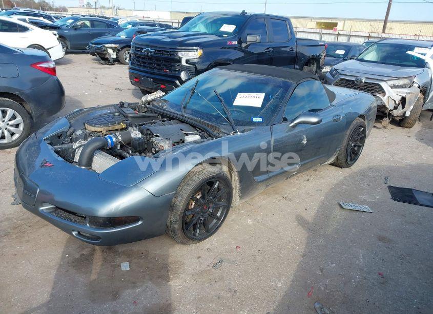 Photo 2 of 2004 Chevrolet Corvette N/A (VIN 1G1YY32G445115869)