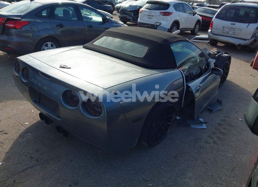 Photo 4 of 2004 Chevrolet Corvette N/A (VIN 1G1YY32G445115869)