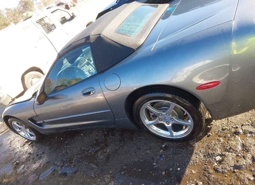 Photo 14 of 2003 Chevrolet Corvette N/A (VIN 1G1YY32G635125575)