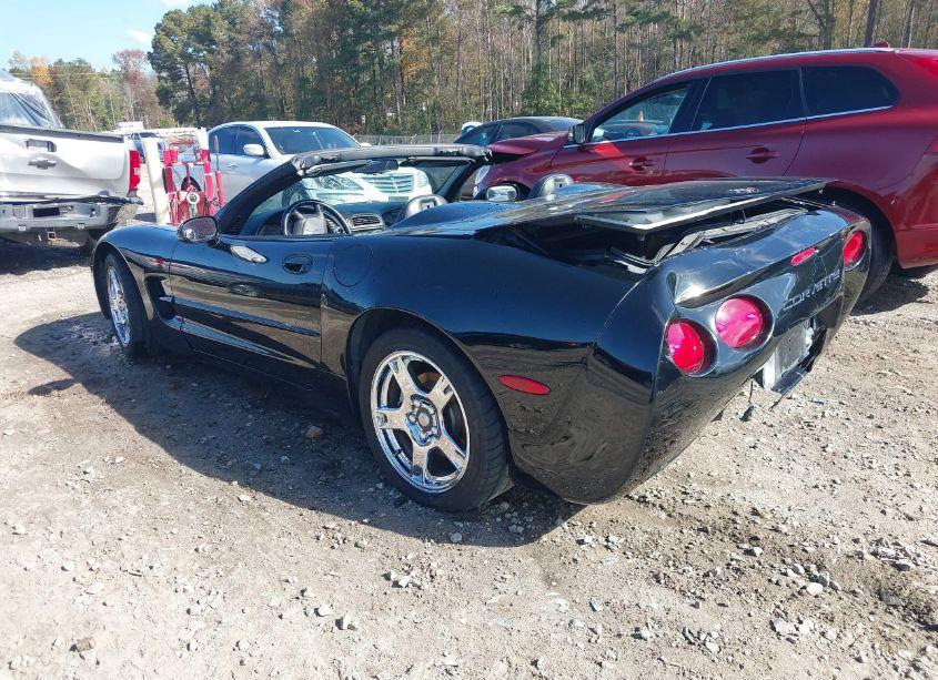 Photo 3 of 1998 Chevrolet Corvette (VIN 1G1YY32G7W5110104)