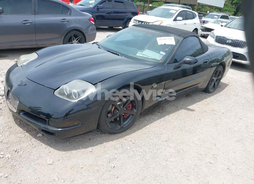 Photo 2 of 2000 Chevrolet Corvette (VIN 1G1YY32G7Y5104578)