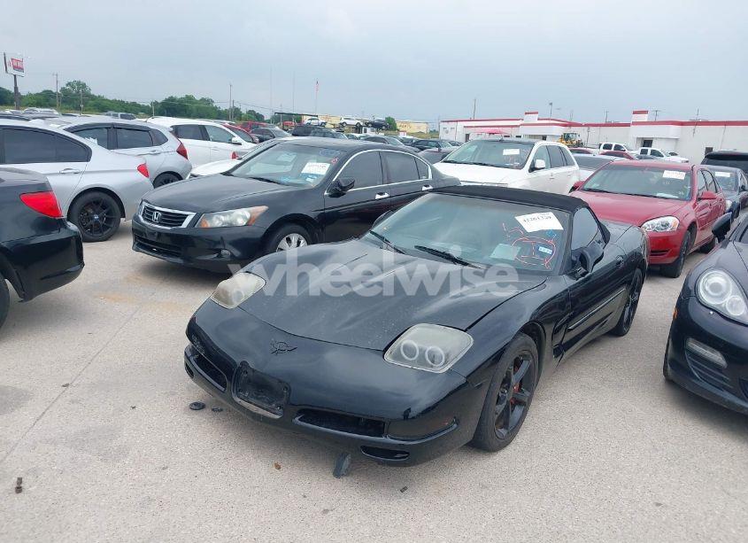 Photo 6 of 2000 Chevrolet Corvette (VIN 1G1YY32G7Y5104578)