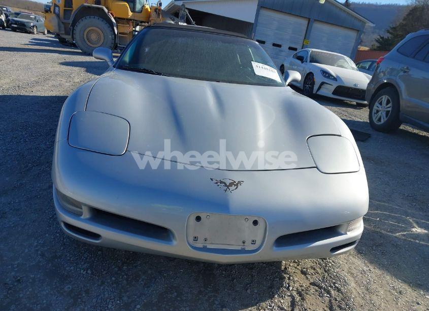 Photo 13 of 1999 Chevrolet Corvette (VIN 1G1YY32G8X5103194)