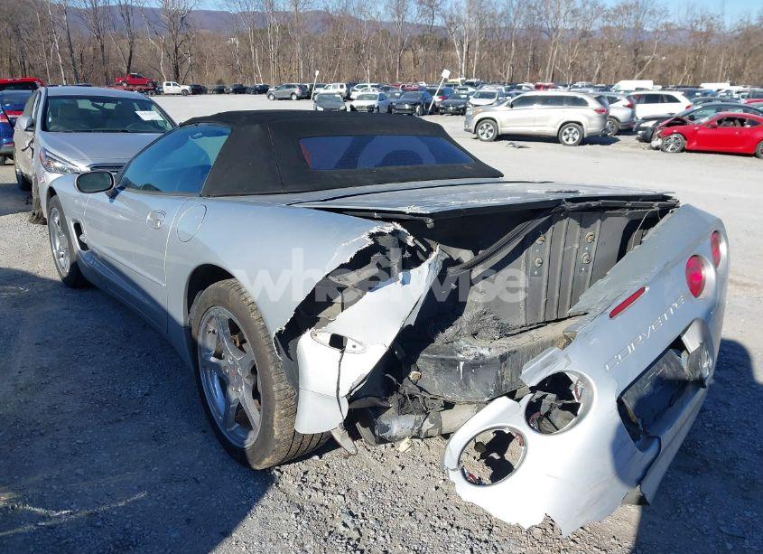 Photo 6 of 1999 Chevrolet Corvette (VIN 1G1YY32G8X5103194)