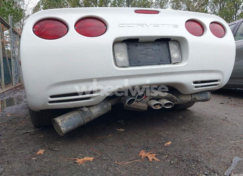 Photo 6 of 2000 Chevrolet Corvette (VIN 1G1YY32G8Y5119266)