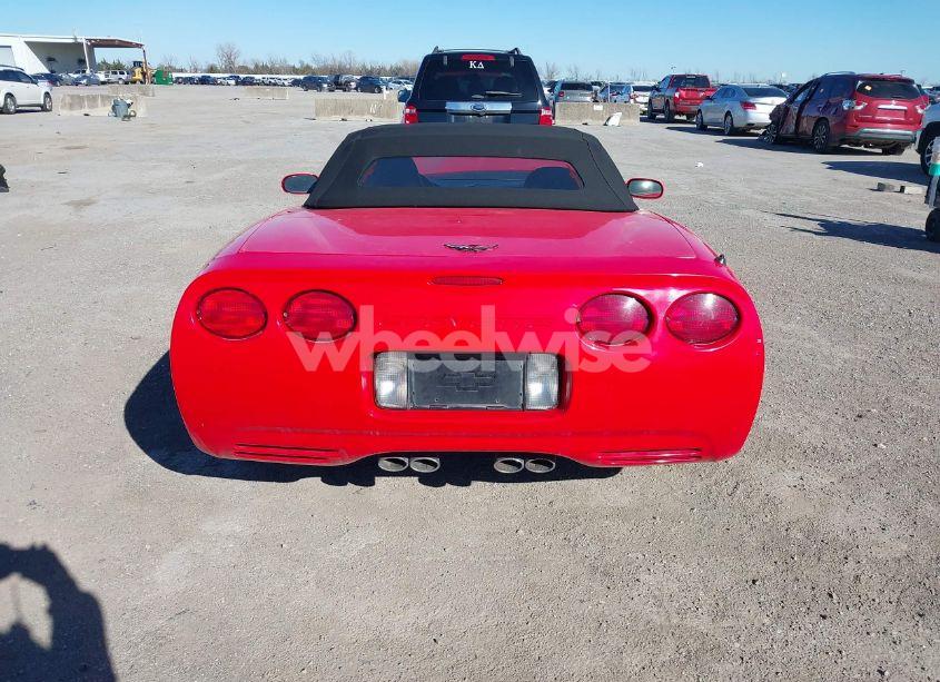 Photo 16 of 2002 Chevrolet Corvette (VIN 1G1YY32GX25127845)