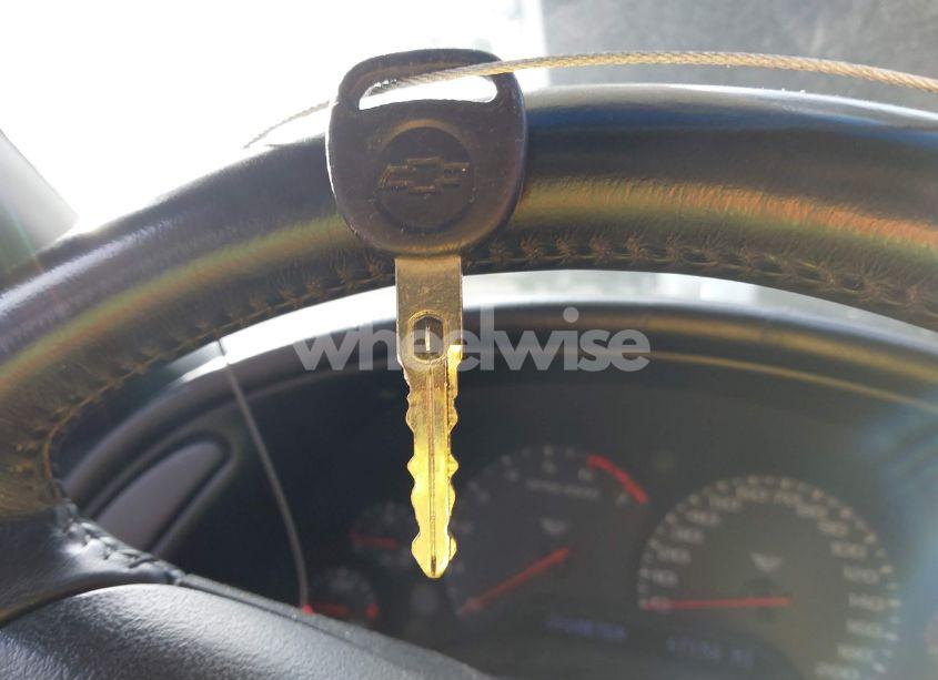 Photo 11 of 1998 Chevrolet Corvette (VIN 1G1YY32GXW5121890)