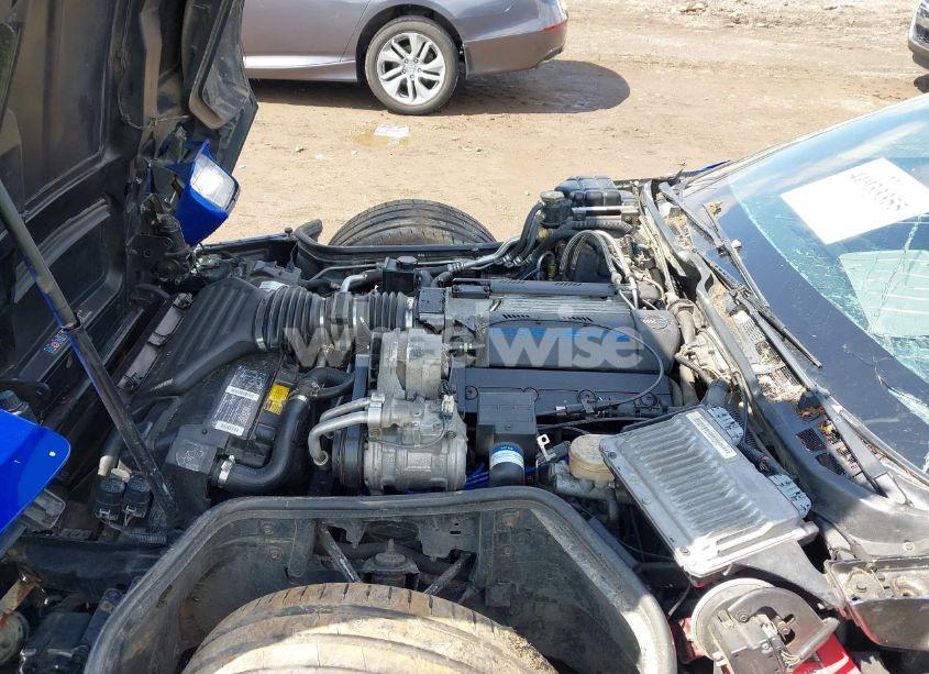 Photo 10 of 1994 Chevrolet Corvette (VIN 1G1YY32P3R5122058)