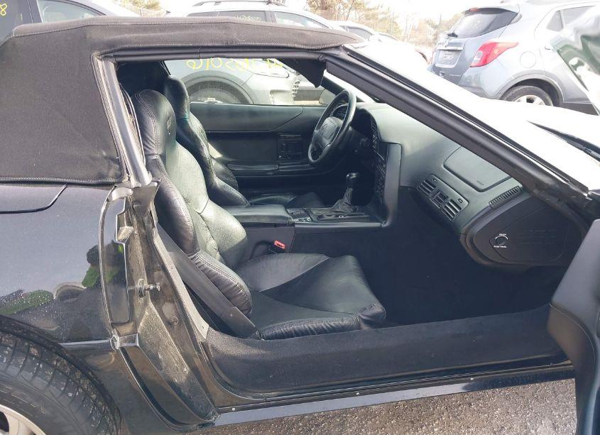 Photo 5 of 1995 Chevrolet Corvette (VIN 1G1YY32P7S5103664)