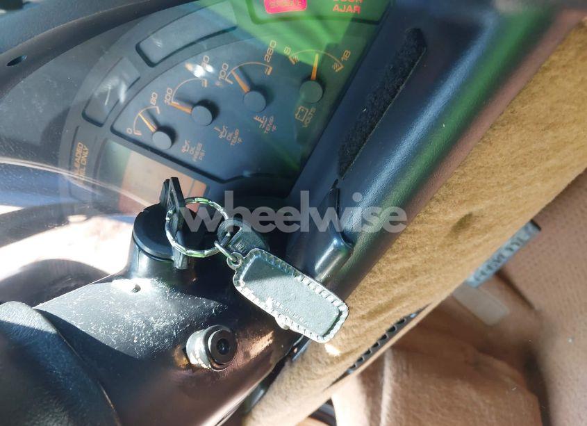 Photo 11 of 1990 Chevrolet Corvette N/A (VIN 1G1YY3385L5102103)