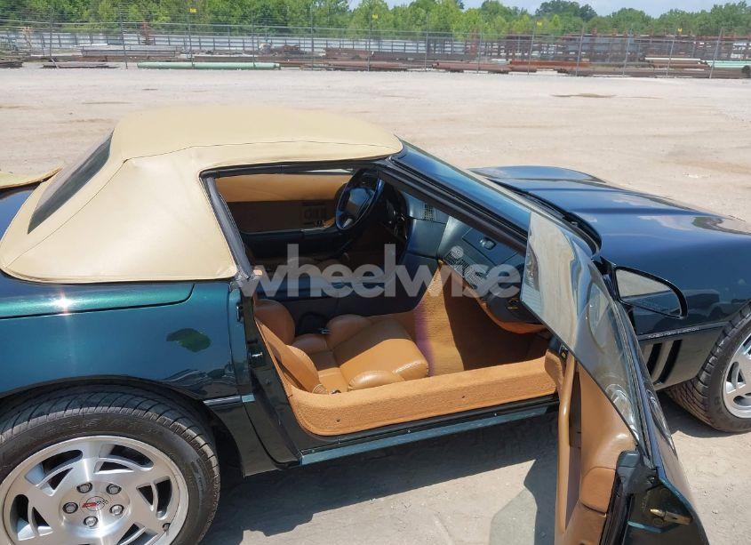 Photo 5 of 1990 Chevrolet Corvette N/A (VIN 1G1YY3385L5102103)