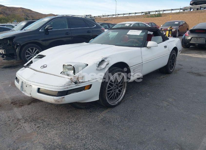 Photo 2 of 1991 Chevrolet Corvette (VIN 1G1YY3385M5103947)