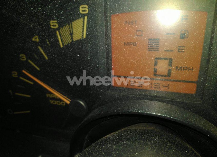 Photo 11 of 1991 Chevrolet Corvette (VIN 1G1YY338XM5114135)