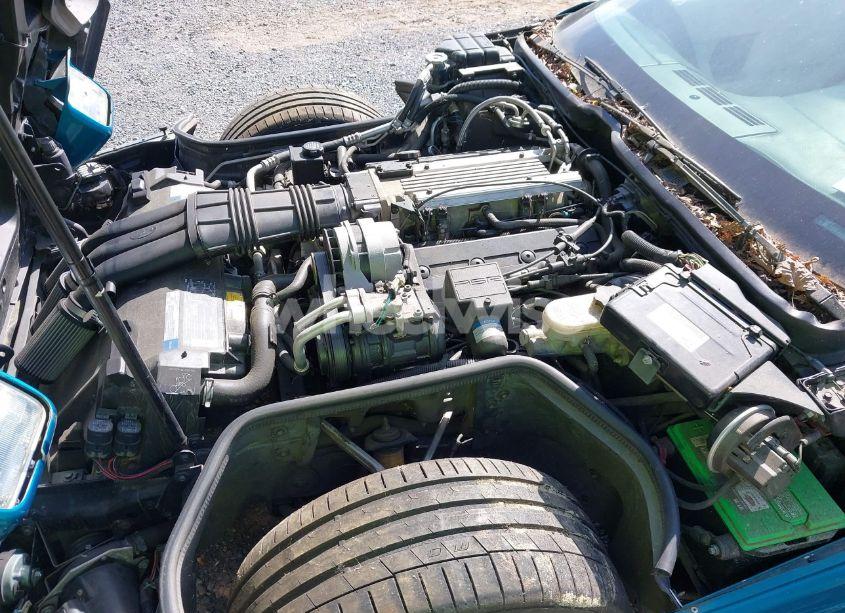 Photo 10 of 1993 Chevrolet Corvette (VIN 1G1YY33P4P5115339)