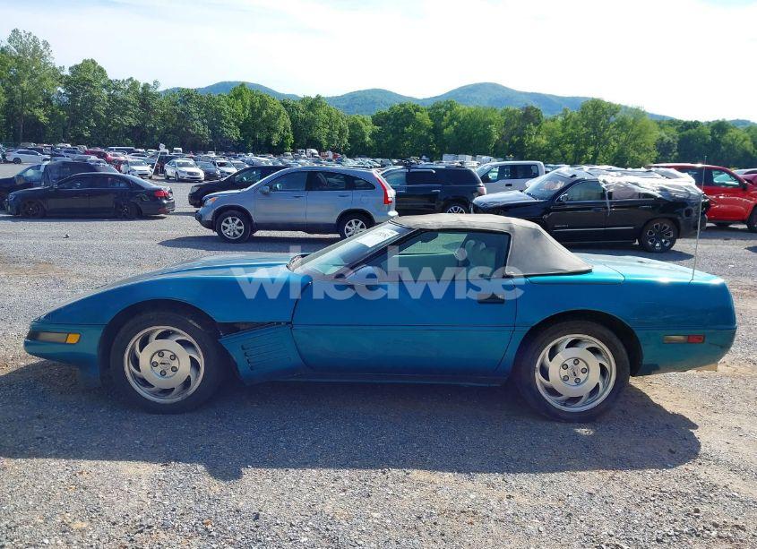 Photo 15 of 1993 Chevrolet Corvette (VIN 1G1YY33P4P5115339)