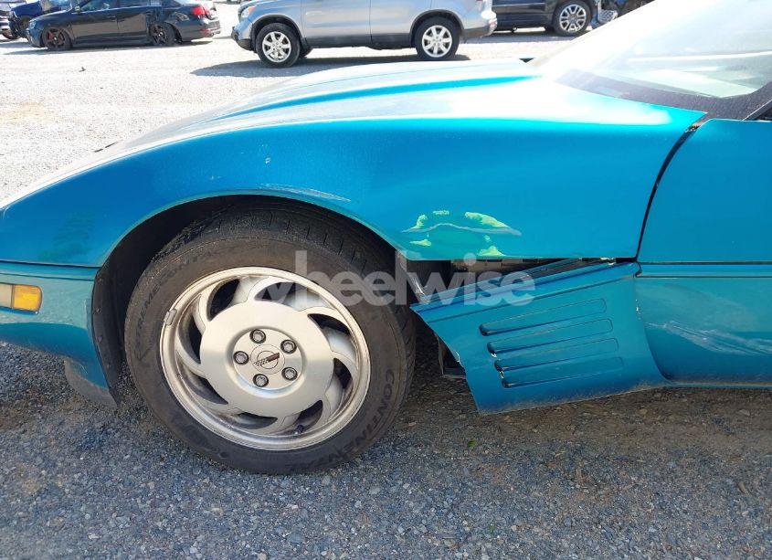 Photo 18 of 1993 Chevrolet Corvette (VIN 1G1YY33P4P5115339)