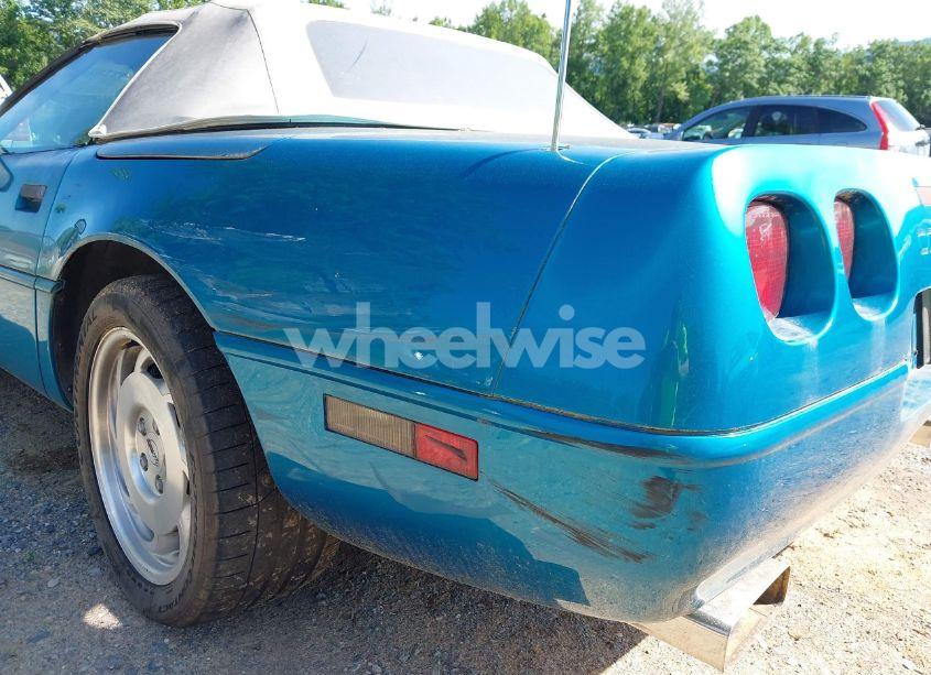 Photo 21 of 1993 Chevrolet Corvette (VIN 1G1YY33P4P5115339)