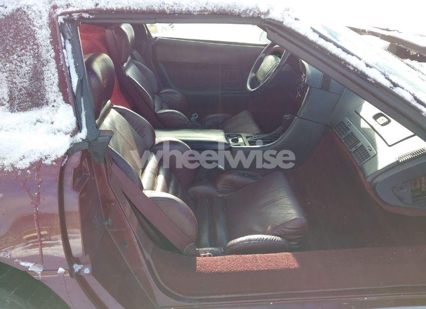 Photo 5 of 1993 Chevrolet Corvette (VIN 1G1YY33P4P5117205)