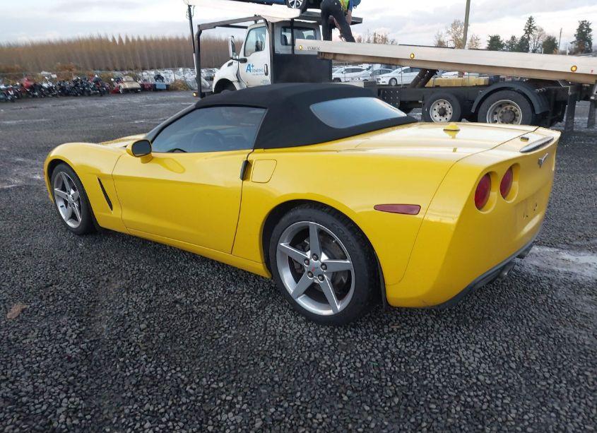 Photo 3 of 2005 Chevrolet Corvette N/A (VIN 1G1YY34U355131694)