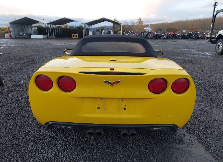 Photo 8 of 2005 Chevrolet Corvette N/A (VIN 1G1YY34U355131694)
