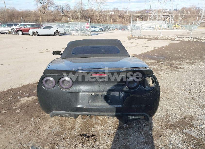 Photo 15 of 2005 Chevrolet Corvette N/A (VIN 1G1YY34U655132158)