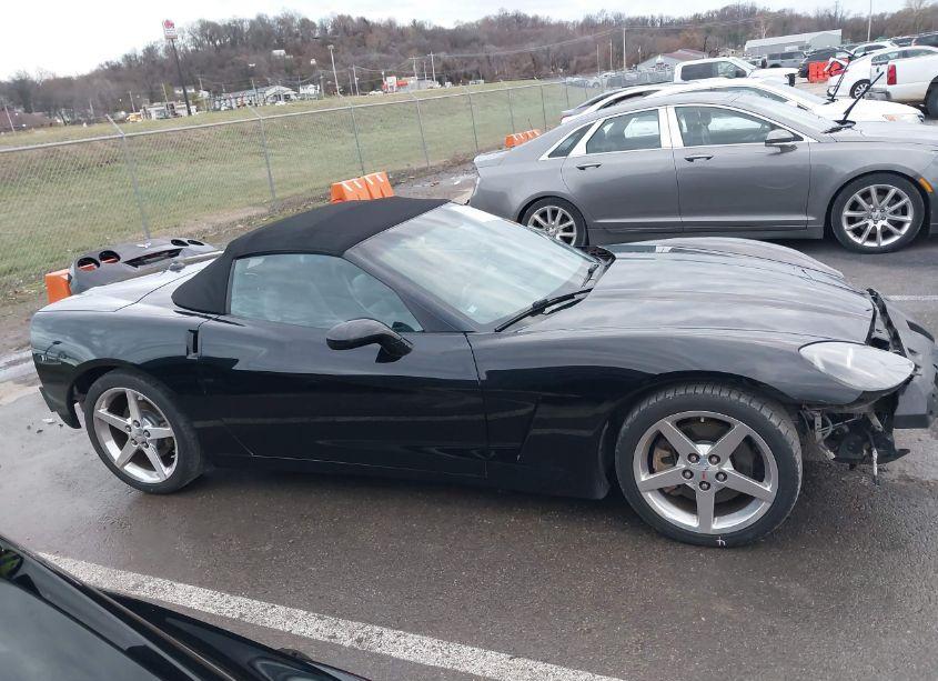 Photo 14 of 2005 Chevrolet Corvette N/A (VIN 1G1YY34U855136745)